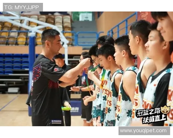 西安篮球队在选拔赛中以78分稳居积分榜首位,表现抢眼引人瞩目